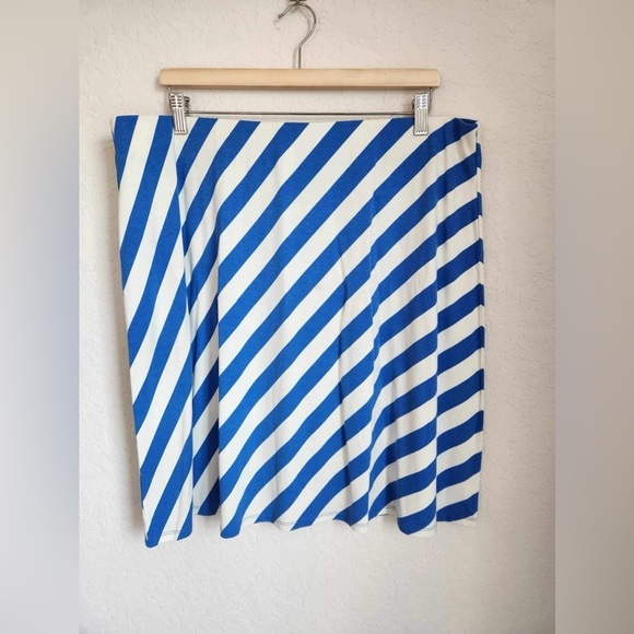 Tommy Bahama Diagonal Stripes White and Blue Jersey Skirt New - Picture 1 of 9